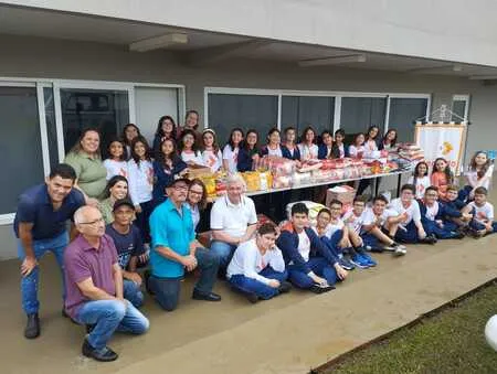 Colégio Integrado arrecada 7 toneladas de alimentos em campanha solidária de Páscoa