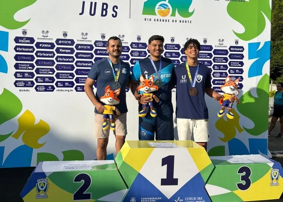 Estudante do Integrado conquista ouro na natação paraolímpica nos JUBS 2025