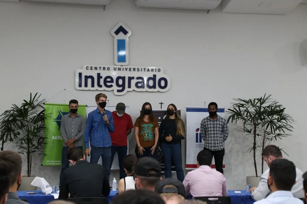 Aluna do Colégio Integrado é campeã brasileira de xadrez Aluna do Colégio Integrado é campeã brasileira de xadrez