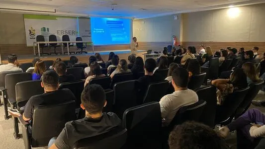Turma de Medicina do Integrado faz visita técnica ao Hospital Universitário da UNIFAP