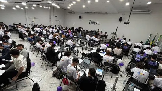 Integrado recebe etapa única paranaense da Maratona de Programação