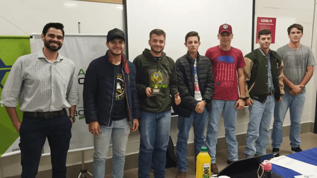 Juiz profere palestra sobre carreira jurídica aos acadêmicos de Direito do Integrado