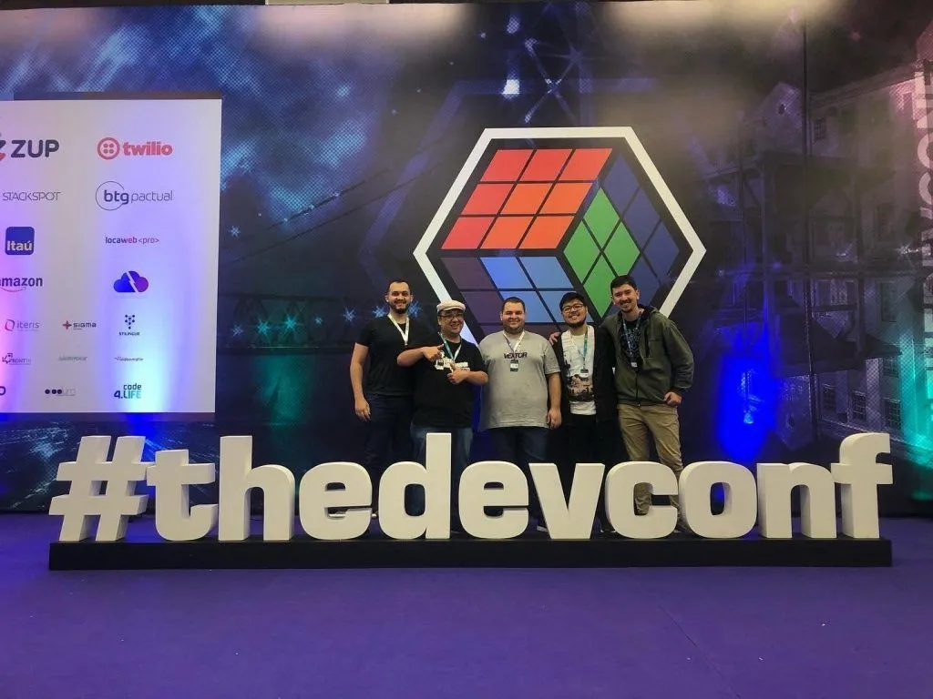 Professores e acadêmica de Direito participam de congresso internacional Professores e acadêmica de Direito participam de congresso internacional